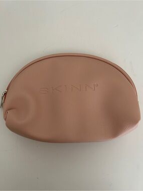 Skinn Cosmetics Peach Saffiano Vegan Leather Makeup Bag - New